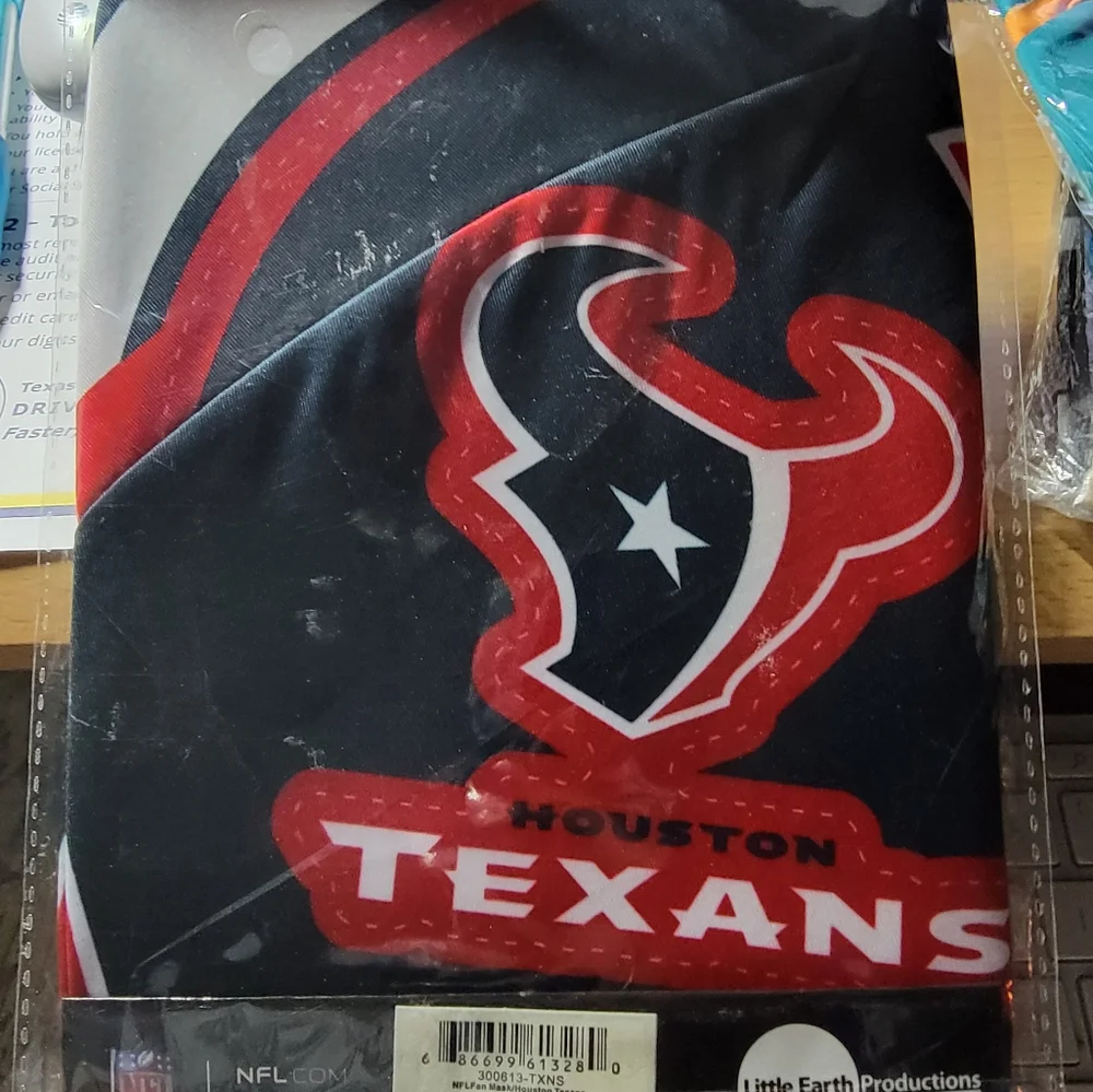 New NFL Houston Texans fan mask one size fits most